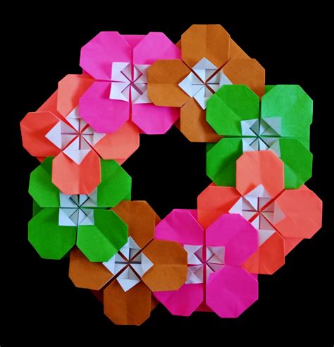 Art For Fun Origami Wreath By Isa Klein