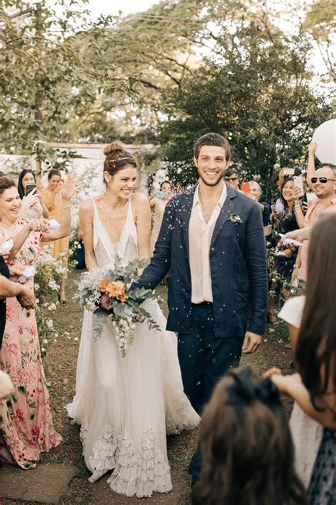 5 lições que podemos aprender o casamento de Laura Neiva e Chay