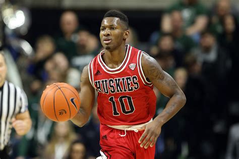 NIU Huskies stun #14 Buffalo Bulls, 77-75, on late basket - Hustle Belt