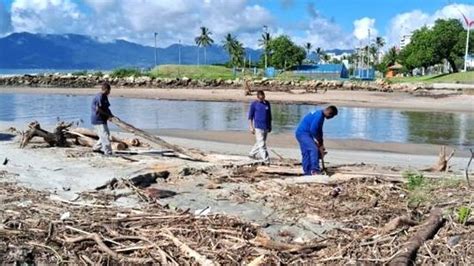 Caraguatatuba Realiza For A Tarefa De Limpeza Nas Praias Ap S Fortes Chuvas