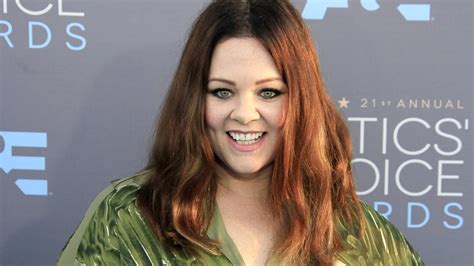 Melissa Mccarthy Joins Hollywoods Short Hair Club With New Haircut