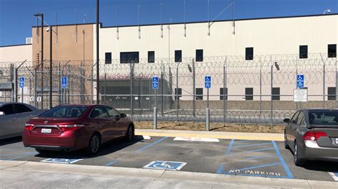 Guards Sue Controversial Migrant Detention Center In California Ktsm