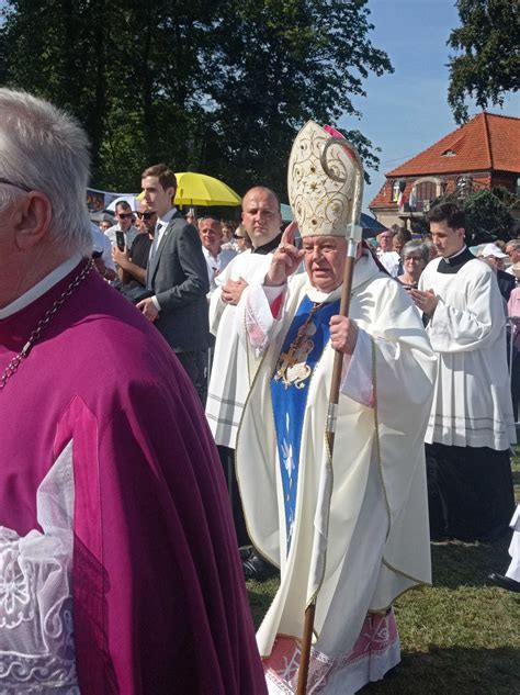 Koronacja Obrazu Matki Bożej w Smolicach Aktualności Parafia pw Św