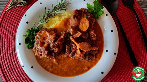 Телешка опашка по испански - Домашни Вкусотии - телешка опашка