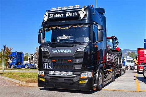 Scania R520 V8 Rubber Duck Instagram Trucks Profile Flickr