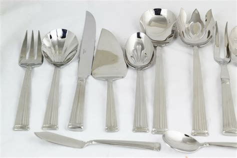 Reed and Barton Set of 84 Flatware Stainless China 18/10