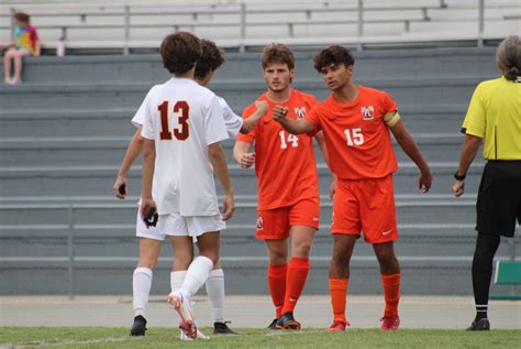 Lake Norman, Crusaders land top seeds in state soccer playoffs - Lake Norman Publications