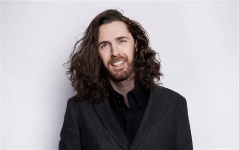 Hozier Biography: Age, Family, Net Worth, Songs, Height, Parents, Mixtapes, Siblings, Girlfriend ...