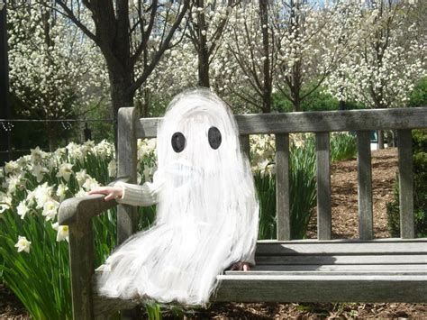 phoebe bridgers ghost art | Ghost pictures, Art, Ghost