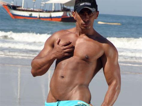 Fuck In The Beach Barebacked Xhamster