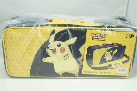 Ultra Pro Pikachu Deluxe Gaming Trove Deck Box Holder Storage Ebay