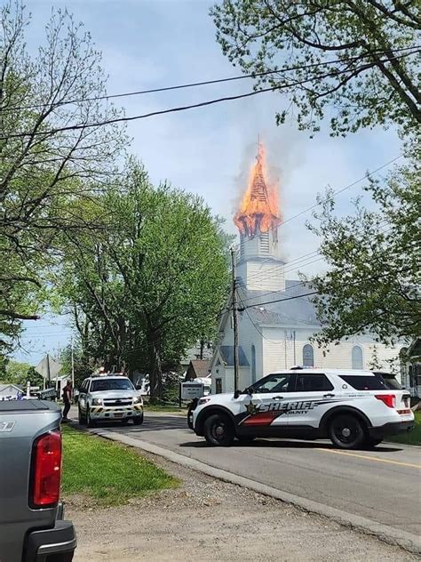 Church Fire, 2023 : r/pics