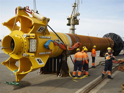 First Commercial Scale UMACK Anchor Hits Seabed Off Portugal Ahead Of