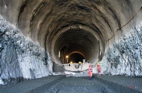 Túnel de base de São Gotardo a obra do século