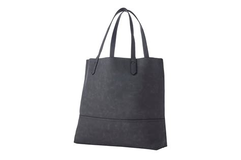 Shoppers Love Oprahs Favorite Leather Tote Bag