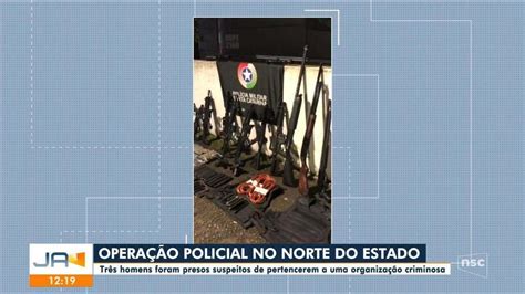 PM prende 3 suspeitos e apreende arsenal em operação contra grupo