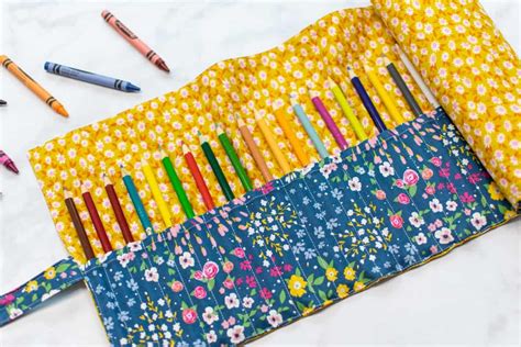 Pencil Roll Sewing Pattern For Colored Pencils Or Crayons Crayon Roll