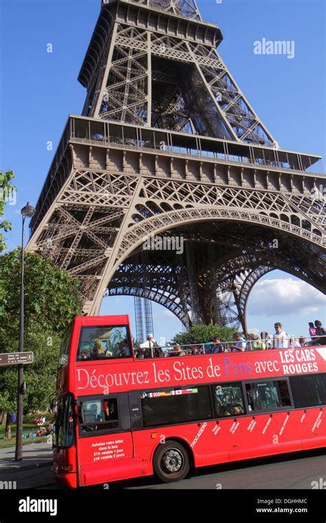 Paris France,Europe,French,7th arrondissement,Quai Branly,Eiffel Tower ...