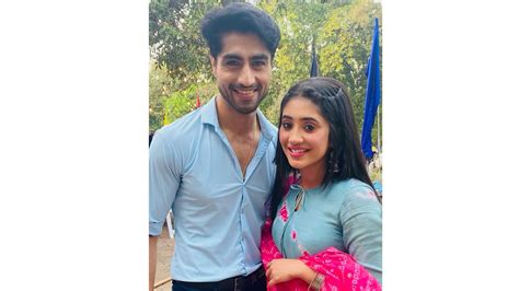 Yeh Rishta Kya Kehlata Hai Harshad Chopda Shares A Cute Photo With Shivangi Joshi