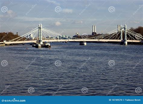 Chelsea Bridge Stock Photo - Image: 10749570