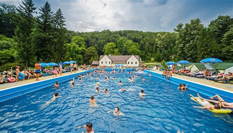 Sta Iunea Cu Cel Mai Curat Aer Din Rom Nia Cazarea Pleac De La