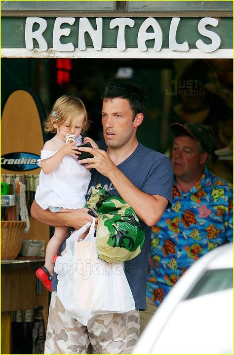 Violet Affleck: Daddy-and-Me Time!: Photo 462131 | Ben Affleck, Celebrity Babies, Jennifer ...