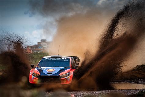 Neuville Leads Hyundai To Control First Day Of Safari KBC