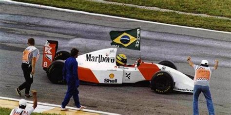 Ídolo Do Automobilismo E Da F 1 Ayrton Senna é Declarado Patrono Do Esporte Brasileiro