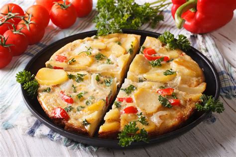 Omlet Z Ziemniakami Czyli Tortilla De Patatas Przepis Wp Kuchnia