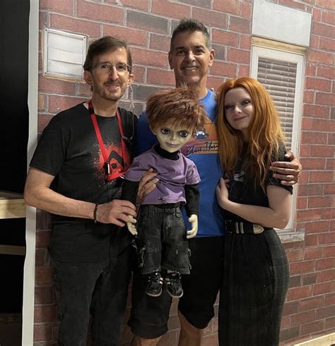 Tony Gardner Don Mancini Lachlan Watson And Glen Glenda On The Set Of