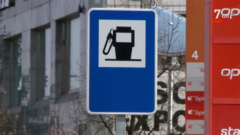 El Precio Del Combustible Sigue Subiendo Mientras El Consumo Cae Un 24