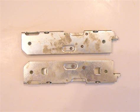 Wb10t10041 Ge Range Oven Door Hinge Receiver Set