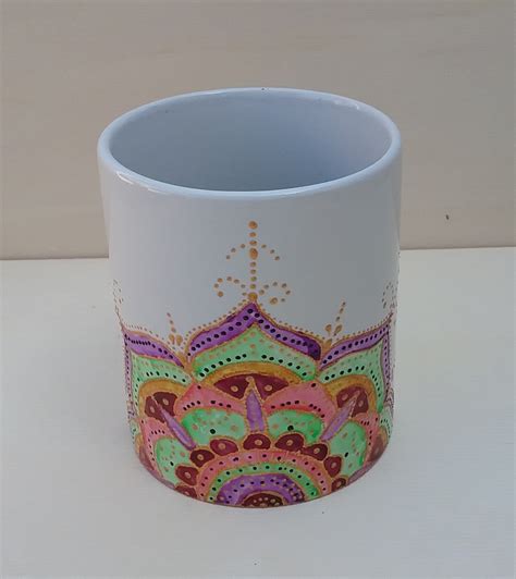 Taza pintada a mano Mándala ref 2302 Artesanum