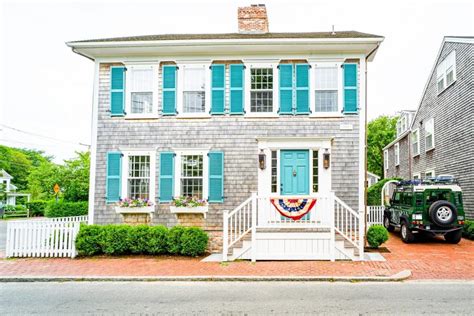 Where to stay on Nantucket, MA (best areas & hotels)