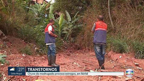 Vídeo Limpeza Começa A Ser Feita Em Rua Tomada Por Lama Em Ibirité Minas Gerais G1