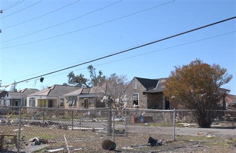 Tour By Secretary Alphonso Jackson And Other Hud Officials Of