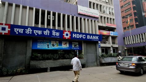 Hdfc Bank Shares Fall 2 After Q4 Profit Misses Estimates Time To Buy