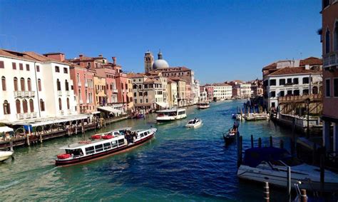 Solve Venezia Canal Grande Jigsaw Puzzle Online With Pieces