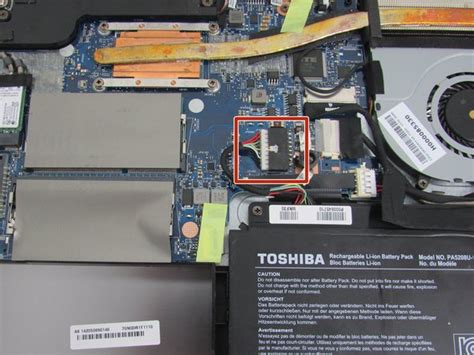 Замена аккумулятора TOSHIBA Satellite E45W C4200X HD01