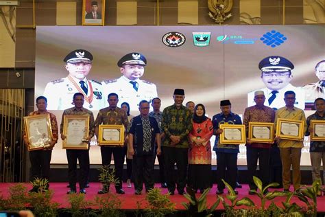 Padang Panjang Raih Penghargaan Paritrana Award Klikpositif