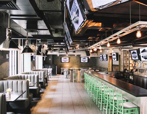 20 Bars Your Friends Will Actually Want To Watch The Big Game At