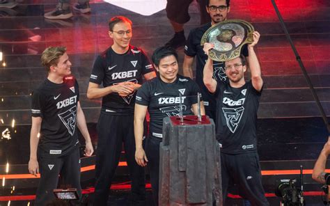 Tundra Esports Sweep Team Secret 3 0 To Become Champions Of TI11