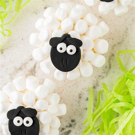 Sheep Cupcakes - Kids Activity Zone