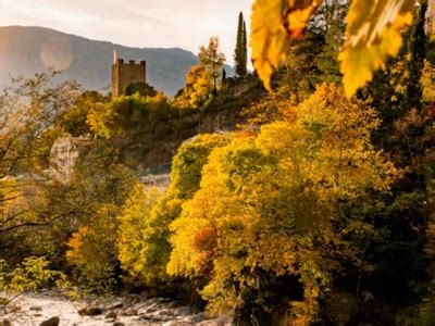 Den Zauber des Spätherbstes in Meran erleben Auszeit und Achtsamkeit