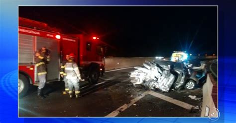 G Acidente Entre Dois Carros Na Rodovia Const Ncio Cintra Deixa