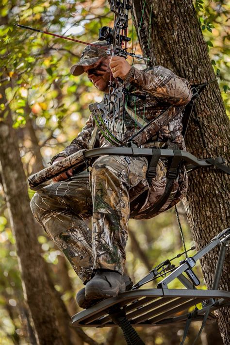 Summit Climbing Tree Stand W Backrest Fishing Hunting Camping Camo