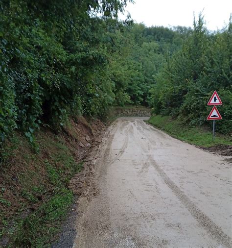 Firenzuola Chiusa Per Frana Strada Provinciale 58 Ripristinata