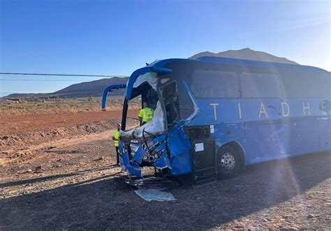 Grave Accidente En Fuerteventura 27 Heridos Tres Graves Tras Chocar