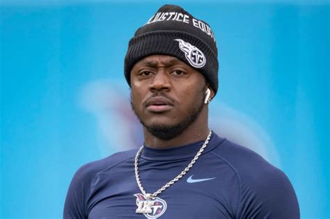 Who is AJ Browns girlfriend Kelsey Riley? | The US Sun