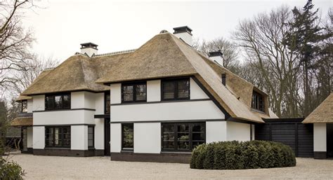 Thatched Country House Hoog Design Exclusive Living Inspiration